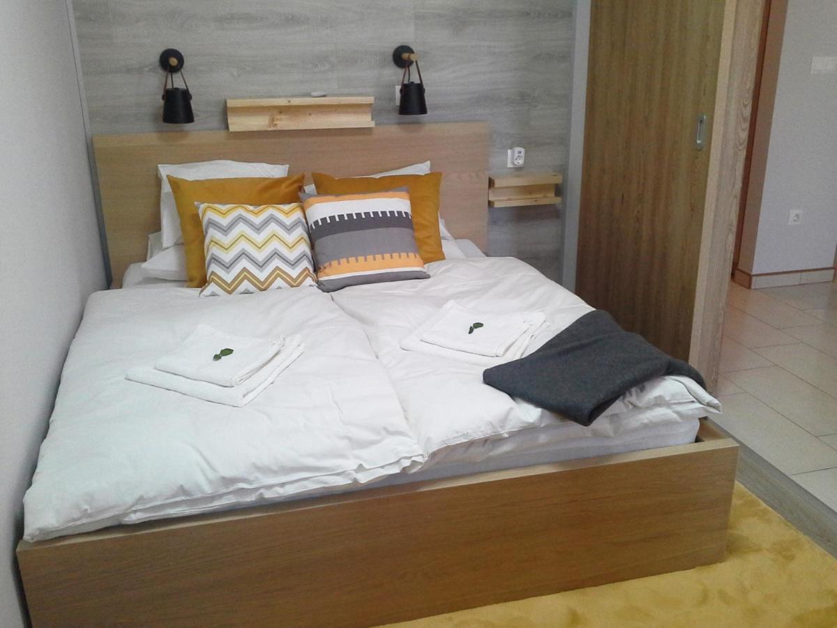 Alexandra Apartment Hajdúszoboszló - Chic Flat Hajduszoboszlo Exterior foto