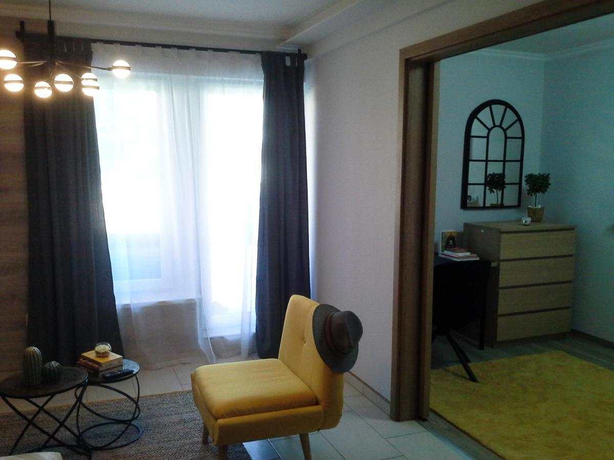 Alexandra Apartment Hajdúszoboszló - Chic Flat Hajduszoboszlo Exterior foto